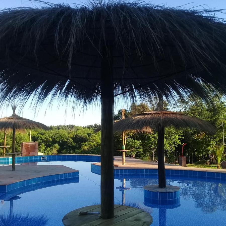 Cabanas Y Boungalow Don Oscar Hotel Encarnación Eksteriør billede